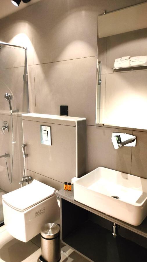 V Hotels And Resorts Chirala Luaran gambar