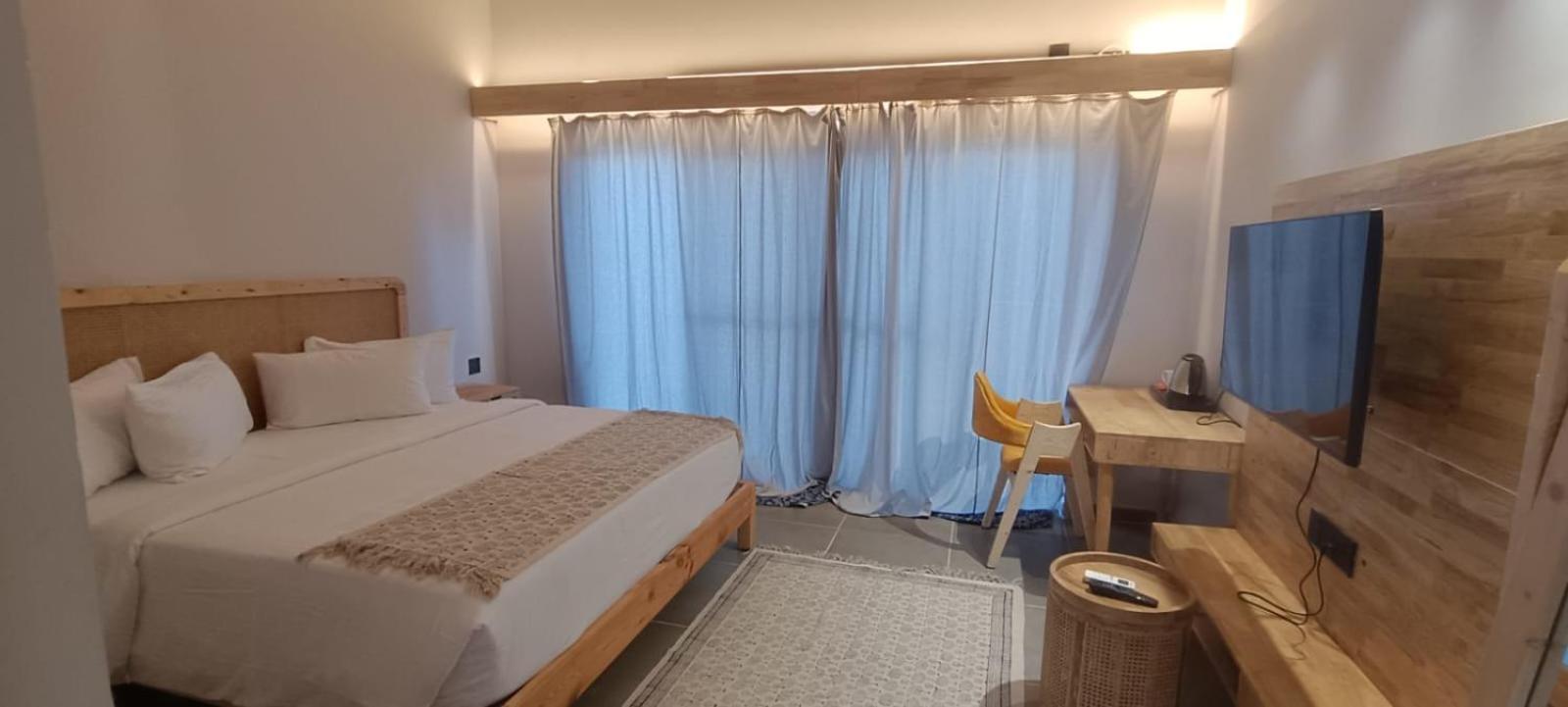 V Hotels And Resorts Chirala Luaran gambar